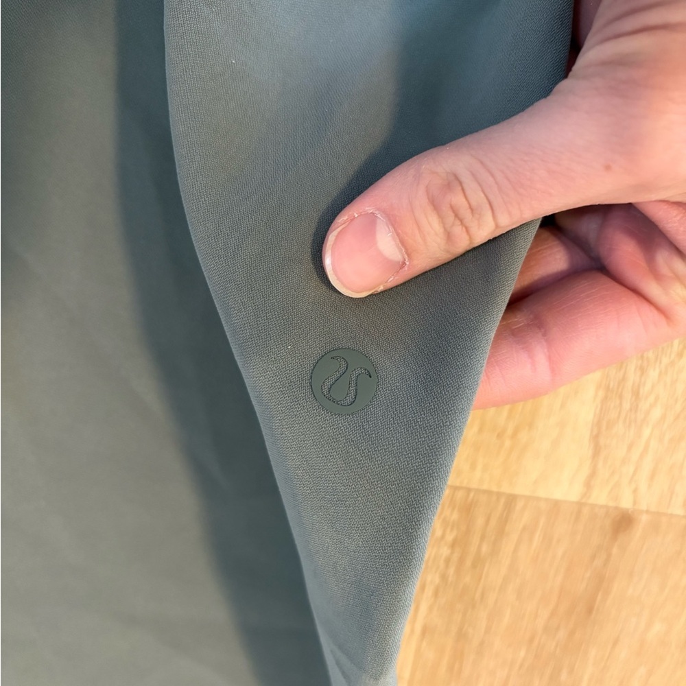 Lululemon on the FLY Sage Green Joggers - Picture 6 of 6